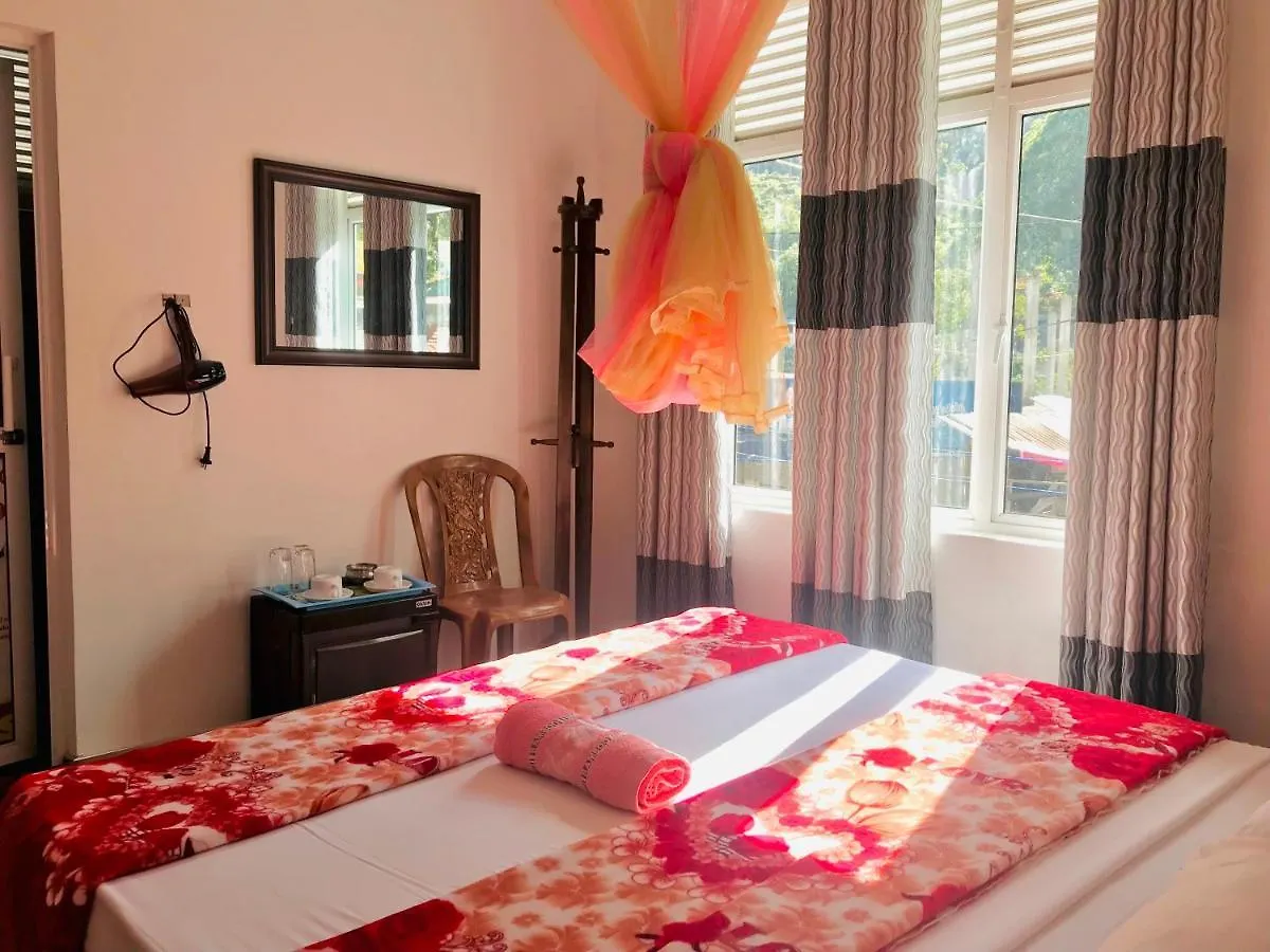 Hotell Mountain Villa Adam'S Peak Nallathanniya